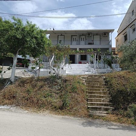 Apartamento Spiros Full House In Marathias Exterior foto