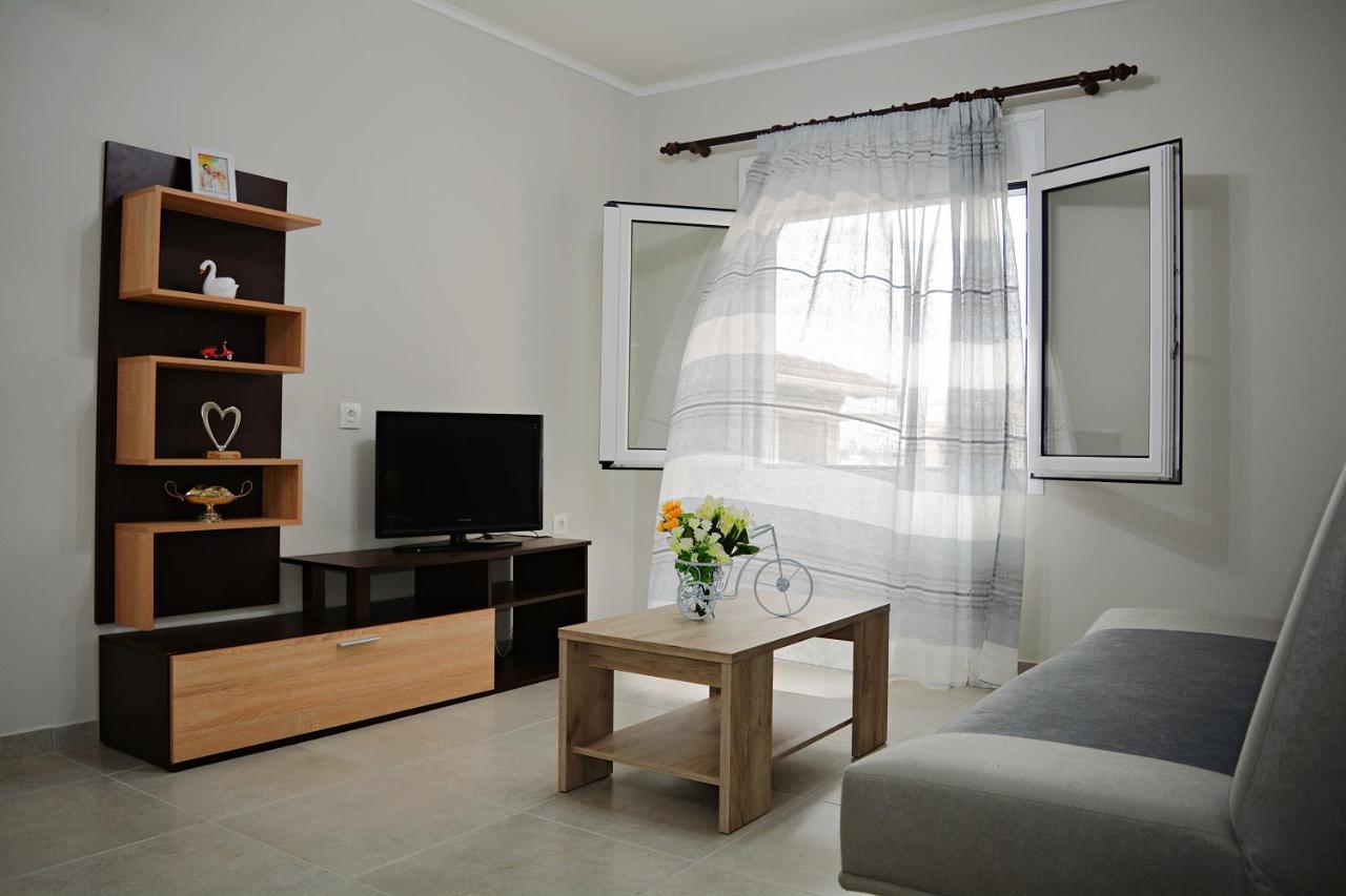 Apartamento Spiros Full House In Marathias Exterior foto