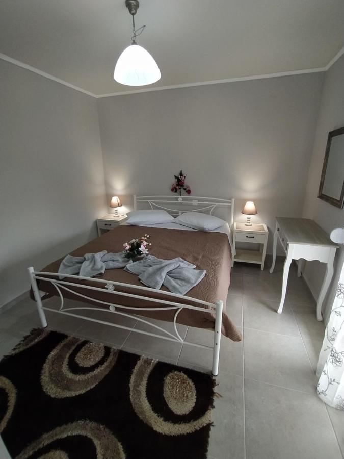 Apartamento Spiros Full House In Marathias Exterior foto